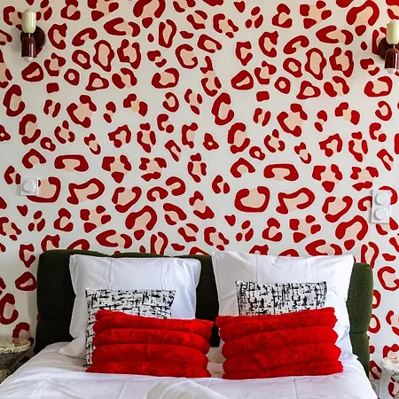 Aparthotel Pop 3*
