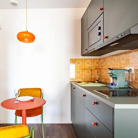 Pop Aparthotel