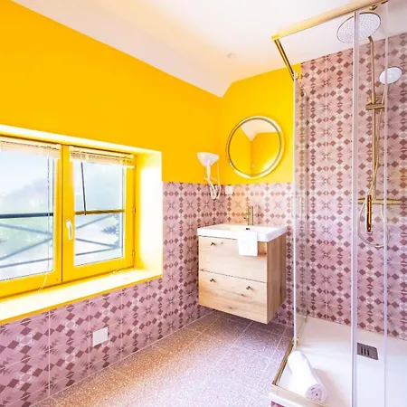 Aparthotel Pop 3*