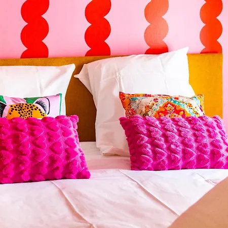 Pop Aparthotel