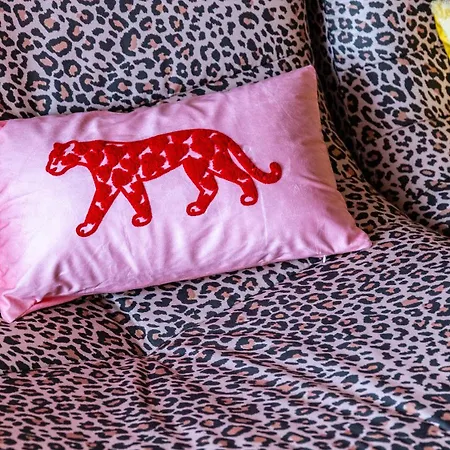 Pop Aparthotel